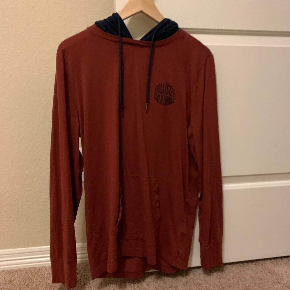 Hollister hooded-tee
